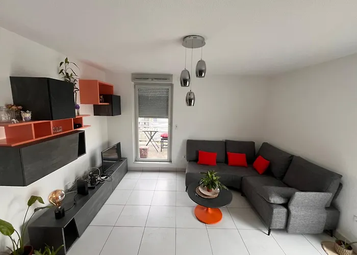 Privee Avec Bureau *