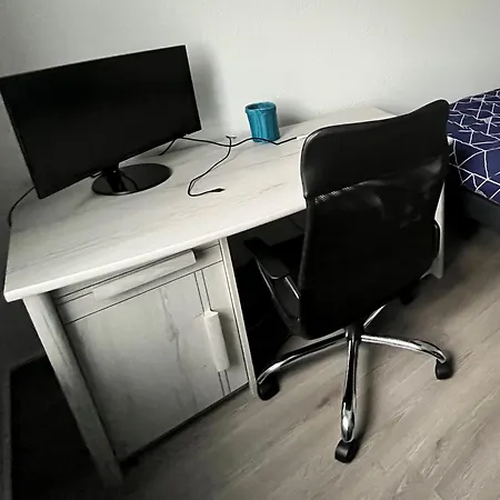 Privée Avec Bureau